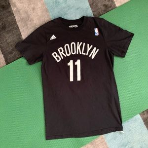 Brooklyn Nets jersey style tee Lopez 11 size S